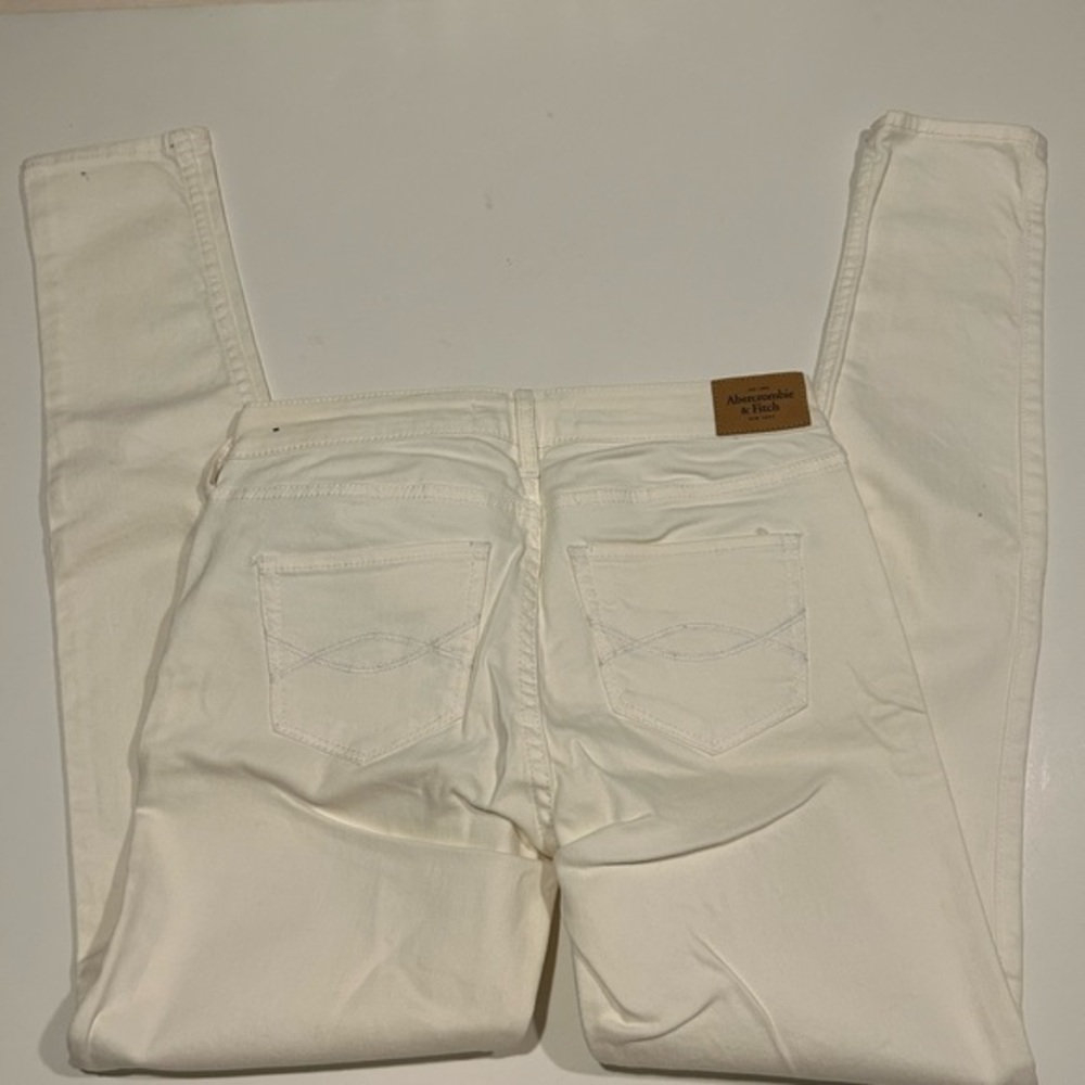 ABERCROMBIE & FITCH WHITE SKINNY JEANS SIZE 4R / 27 - LENGTH 31 - Picture 4 of 10
